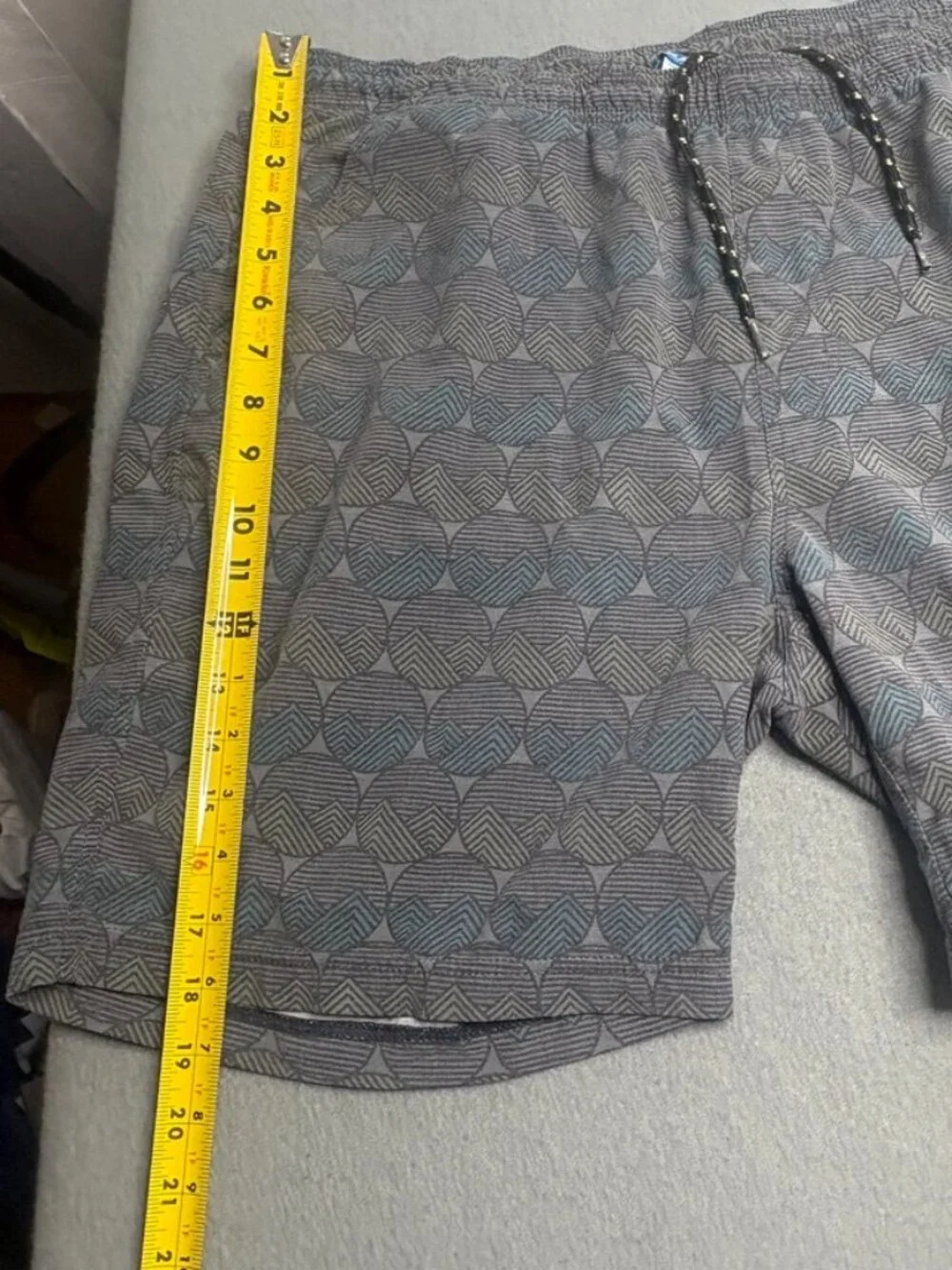 Men's Kavu Swim Shorts Draw String Outdoor Aztec Water size Large